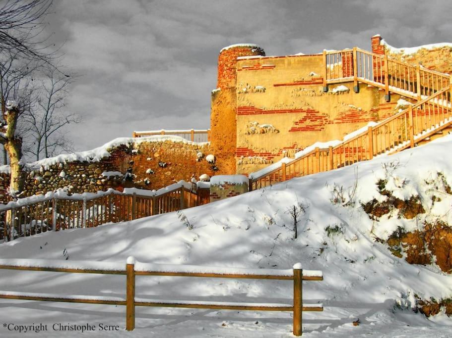 Sous Le Chateau Montaut  Exterior foto