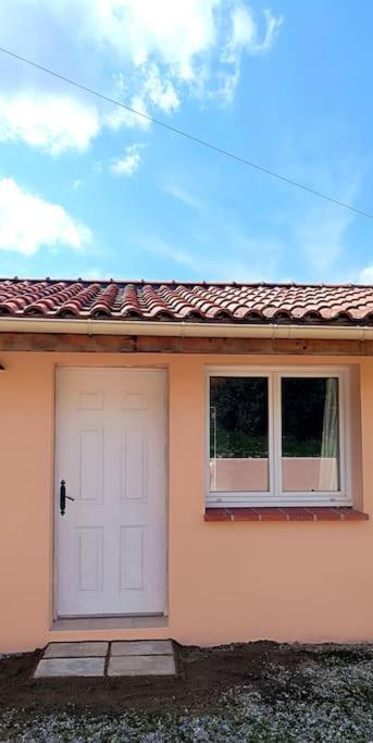Sous Le Chateau Montaut  Exterior foto
